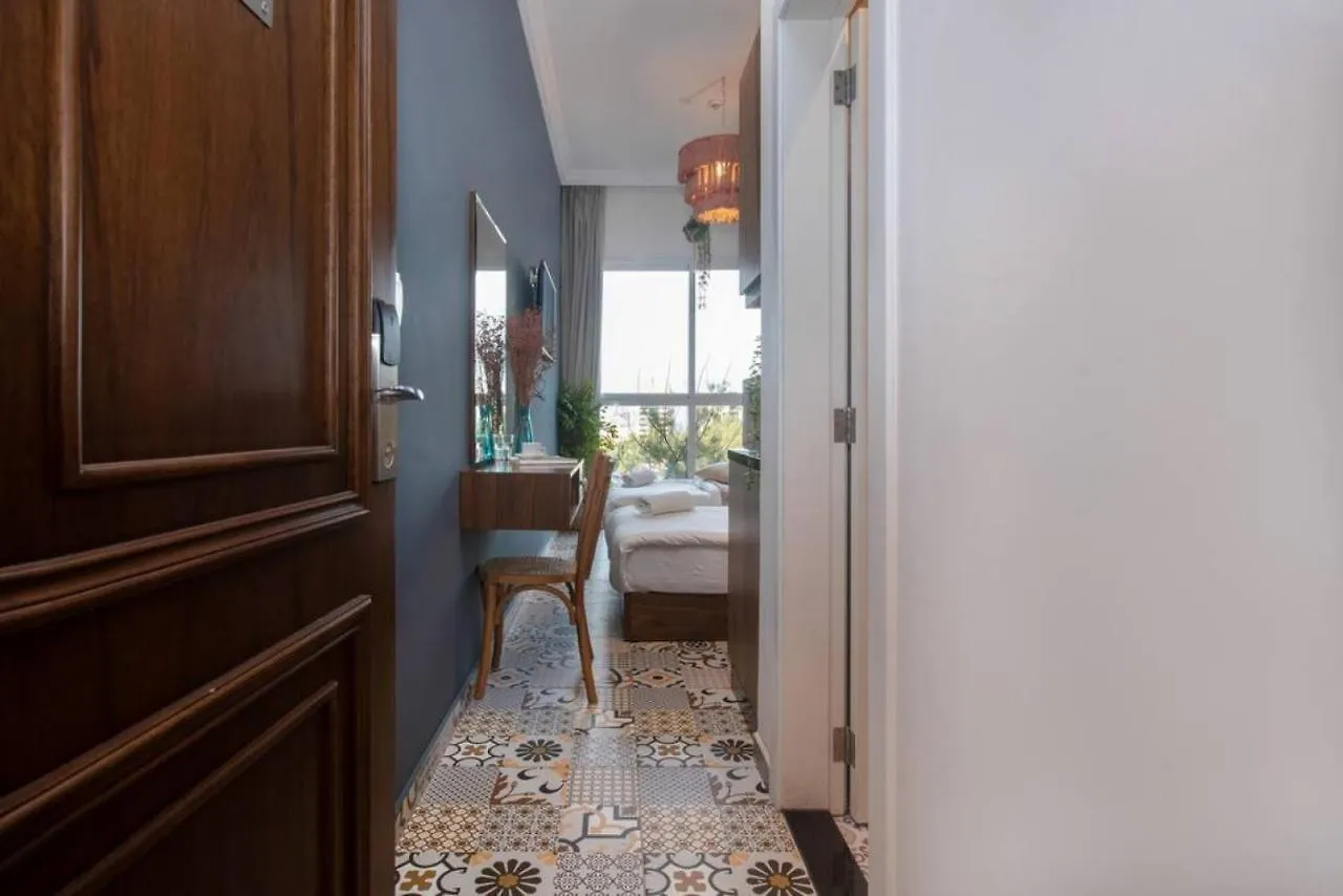 Madam Antoinette-514 Studio In Mar Mikhael Beirut Lebanon